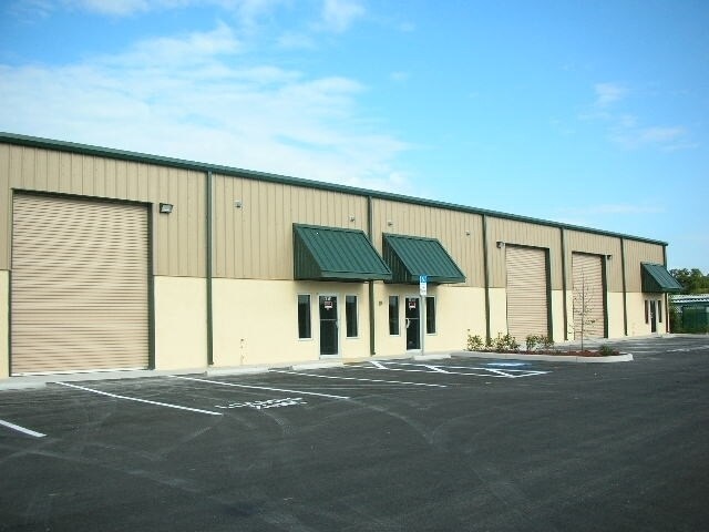 More Photos Of 9914 State Road 52, Hudson Warehouse For Sale