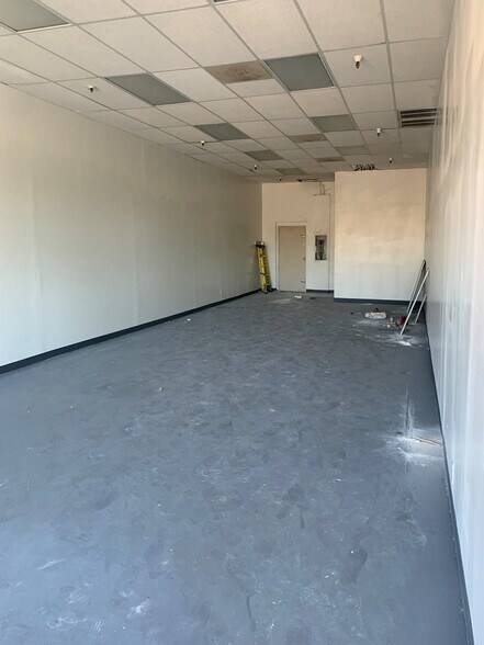 More Photos Of 1437 E Main St, Mesa Storefront For Lease