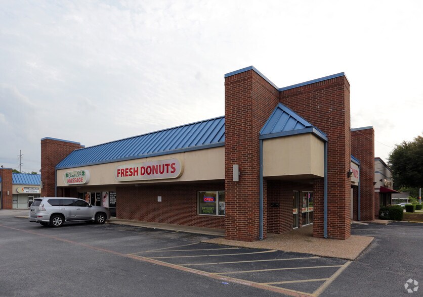 More Photos Of , McKinney General Retail For Sale