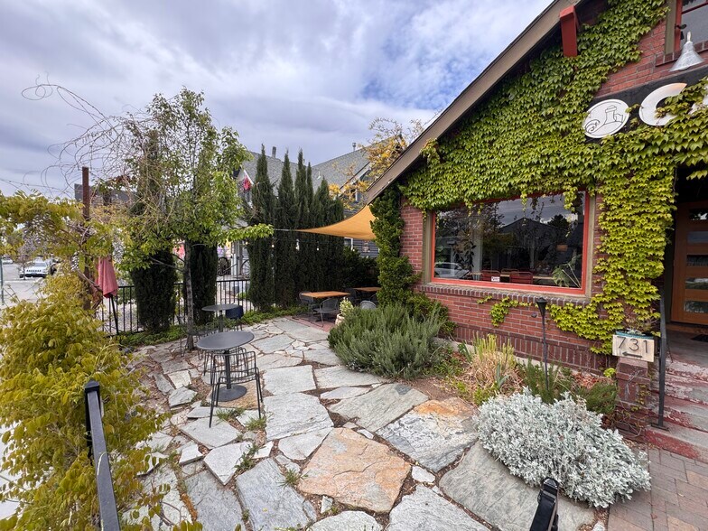 More Photos Of 725 S Center St, Reno Restaurant For Lease