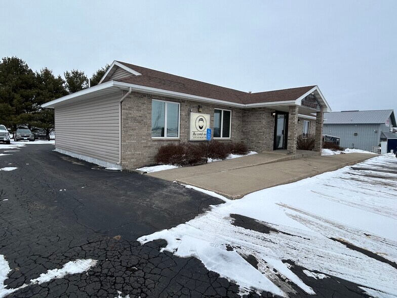 More Photos Of 957 Frontage Rd NW, Byron Office For Sale