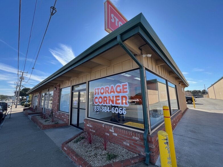 More Photos Of 224 Reindollar Ave, Marina Self Storage For Lease