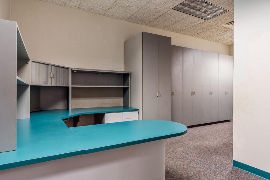 More Photos Of 6212 Material Ave, Loves Park Warehouse For Sale