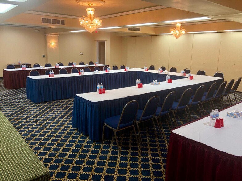 More Photos Of 1400 Saratoga Ave, Morgantown Hotel For Sale