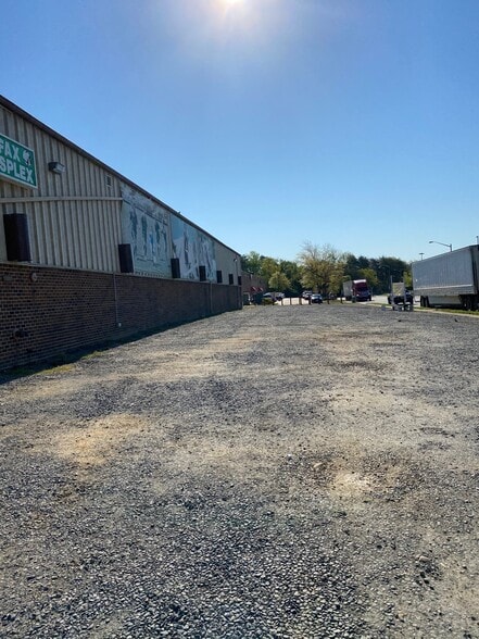More Photos Of 6800 Commercial Dr, Springfield Warehouse For Sale