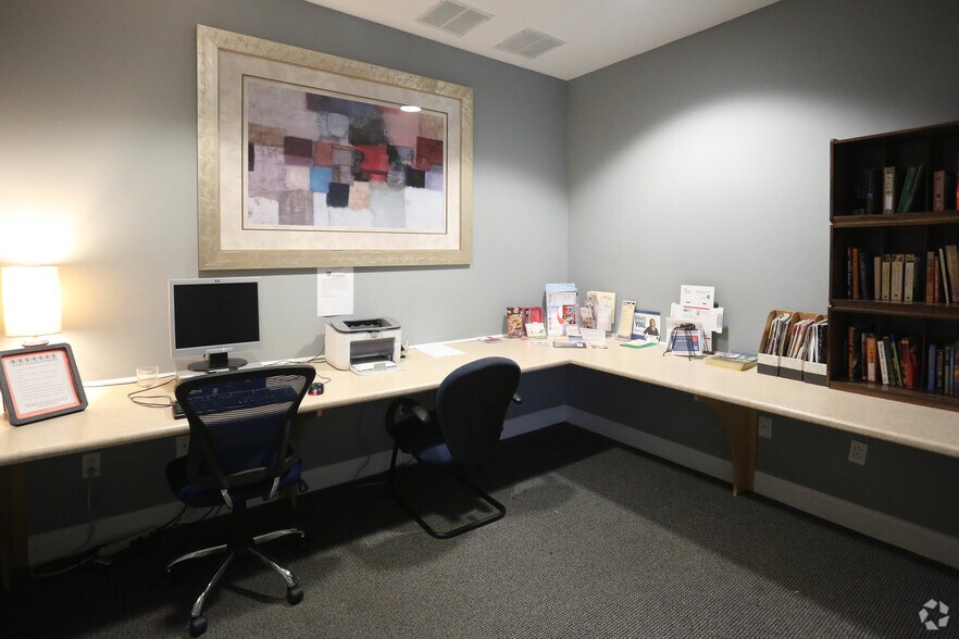 More Photos Of 1200 Greenfield Pl, O'Fallon Apartments For Sale