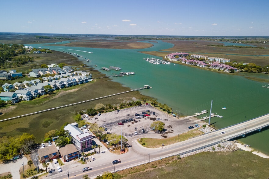 More Photos Of 87 Center St, Folly Beach Restaurant For Lease