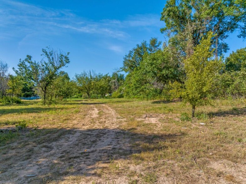 More Photos Of 3737 E Highway 199, Springtown Land For Sale