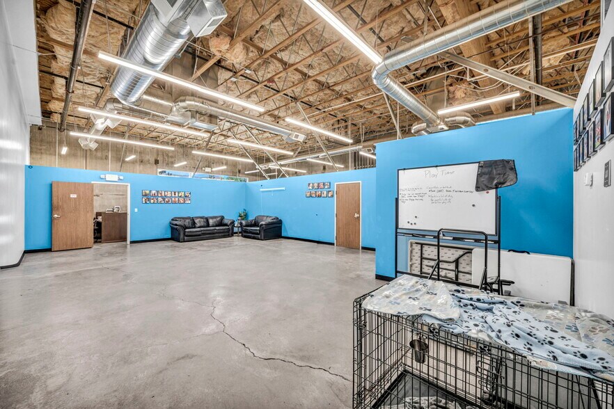 More Photos Of 6340 Mae Anne Ave, Reno Office For Sale