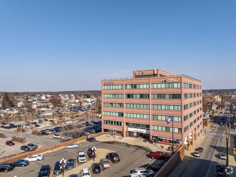 More Photos Of 30 Temple St, Nashua Office For Lease