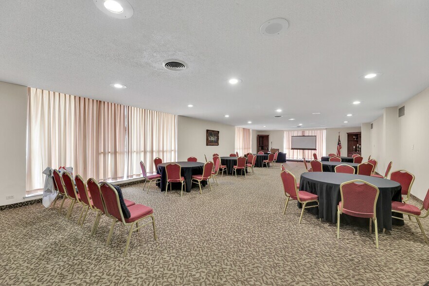 More Photos Of 1903 S Closner Blvd, Edinburg Hotel For Sale