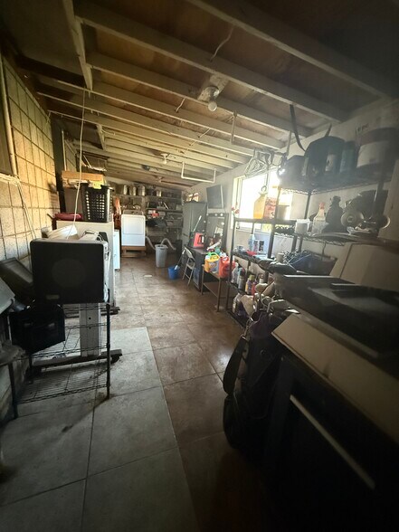 More Photos Of 2135 Bannister Pl, Honolulu Multifamily For Sale