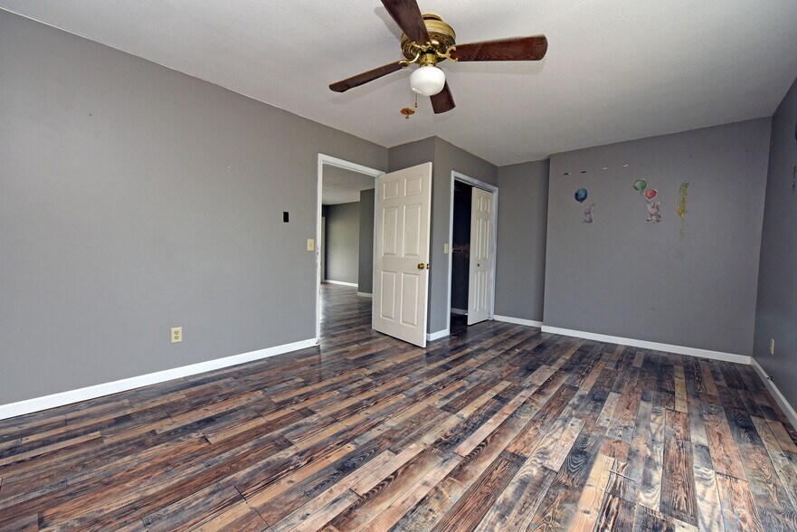 More Photos Of 10 Deer Crossing Trl, Blairsville Office For Sale