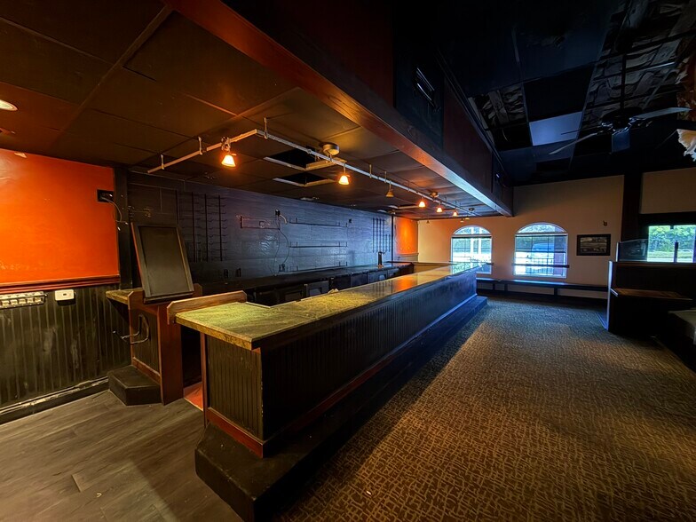 More Photos Of 470 S Rosemead Blvd, Pasadena General Retail For Sale