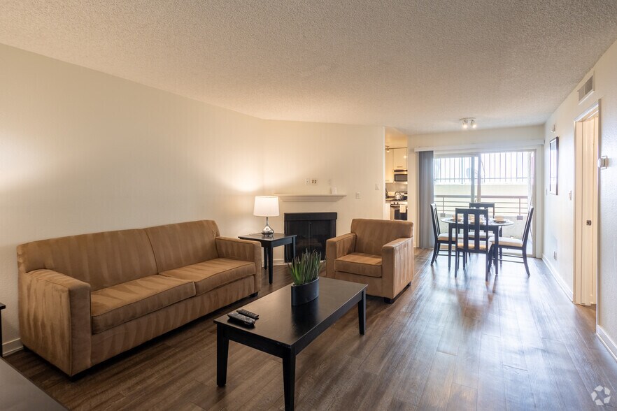 More Photos Of 7230 Franklin Ave, Los Angeles Apartments For Sale