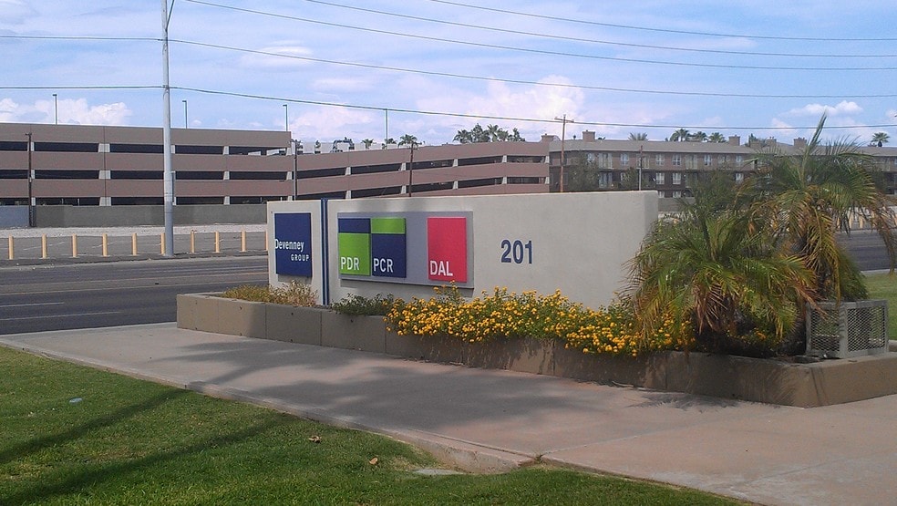 More Photos Of 201 W Indian School Rd, Phoenix Office For Lease