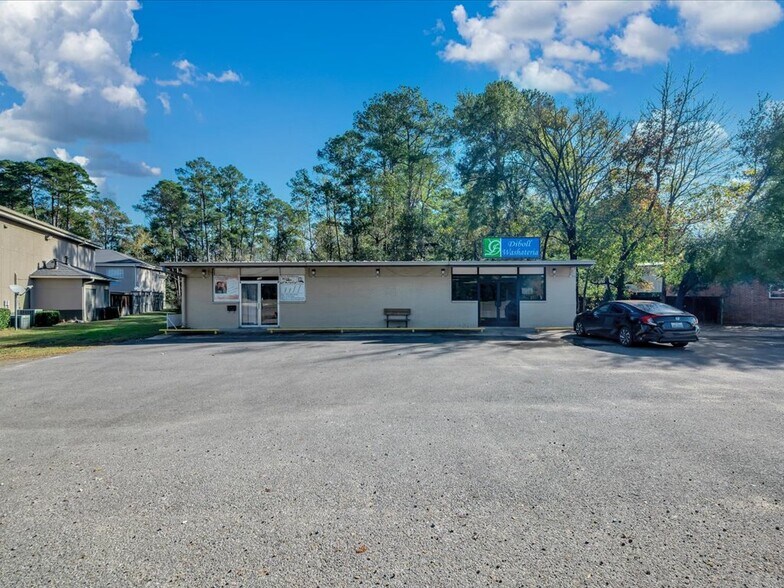 More Photos Of ,  General Retail For Sale