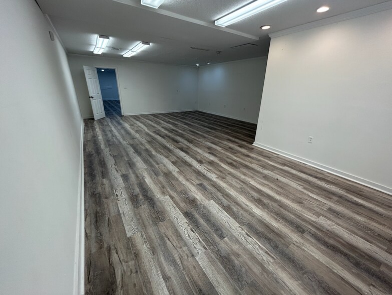 More Photos Of 3692 S Plaza Trl, Virginia Beach Loft Creative Space For Lease
