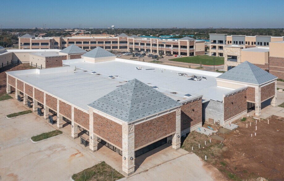 More Photos Of 4899 Highway 6, Missouri City Storefront Retail Office For Sale