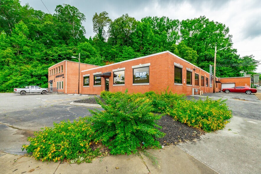 Primary Photo Of 1899 Dayton Blvd, Chattanooga Flex For Sale