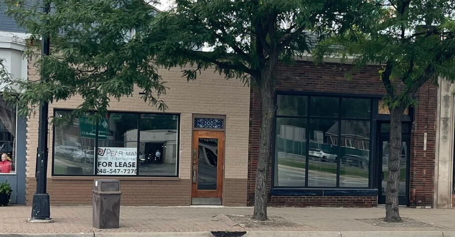 Primary Photo Of 22008 Woodward Ave, Ferndale Storefront For Lease