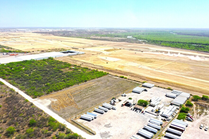 More Photos Of 0000 Sulfer Mine Rd, Laredo Land For Sale