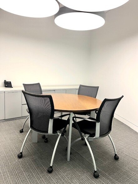 More Photos Of 701 N Fairfax St, Alexandria Office For Lease