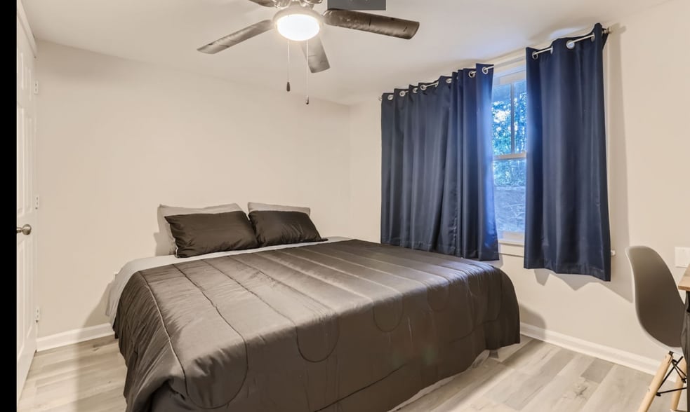 More Photos Of 3632 Main St, College Park Multifamily For Sale