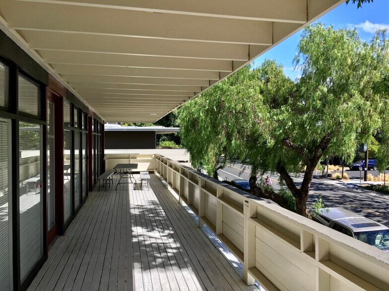 More Photos Of 2181 Park Blvd, Palo Alto Office For Lease