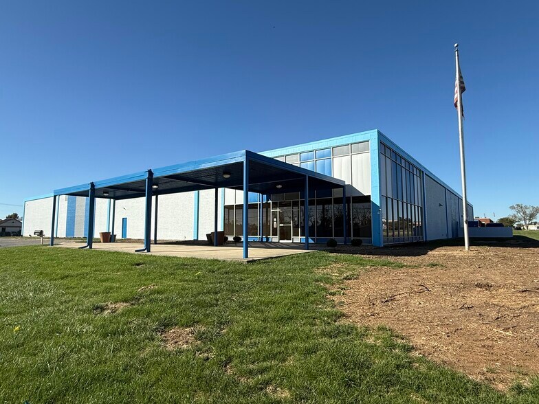 Primary Photo Of 815 S Brown School Rd, Vandalia Warehouse For Lease
