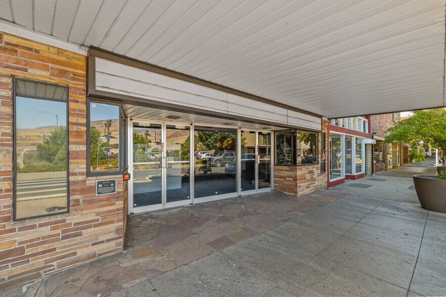 More Photos Of 714 Main St, Lewiston Movie Theatre For Sale