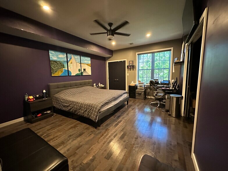 More Photos Of 116 Wright St, Newark Warehouse For Sale