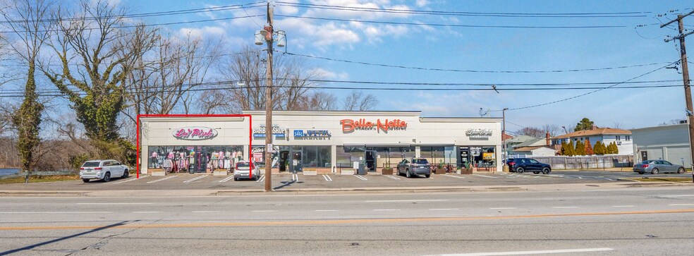 More Photos Of 2947-2961 Merrick Rd, Wantagh Freestanding For Lease