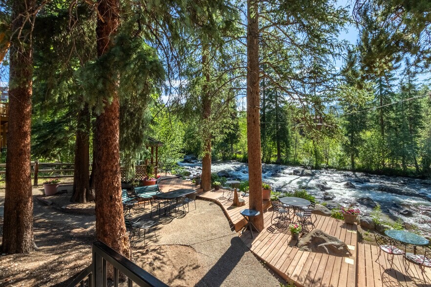 More Photos Of 210 Rapids Ln, Grand Lake Restaurant For Sale