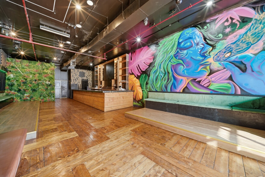 More Photos Of 1059 Flushing Ave, Brooklyn Warehouse For Lease