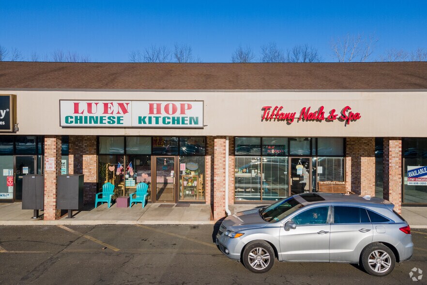 More Photos Of 34 Shunpike Rd, Cromwell Freestanding For Lease