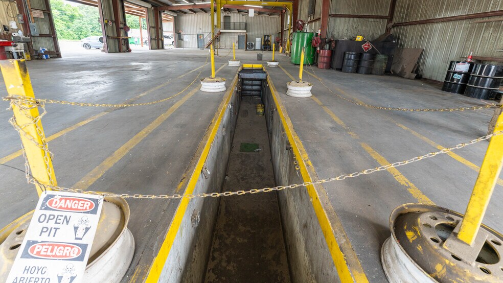 More Photos Of 565 Thomas St, Camilla Industrial For Sale