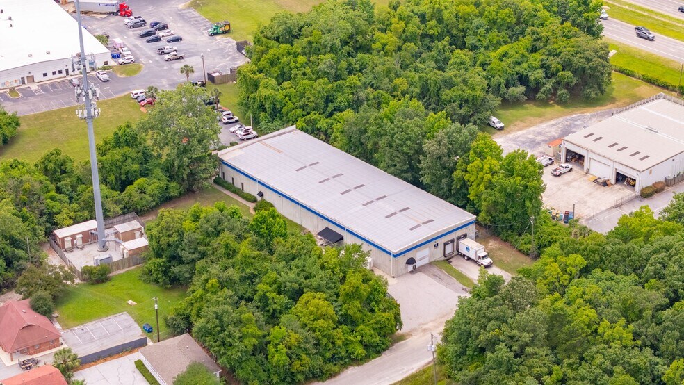 More Photos Of 3864 Leeds Ave, North Charleston Light Manufacturing For Sale