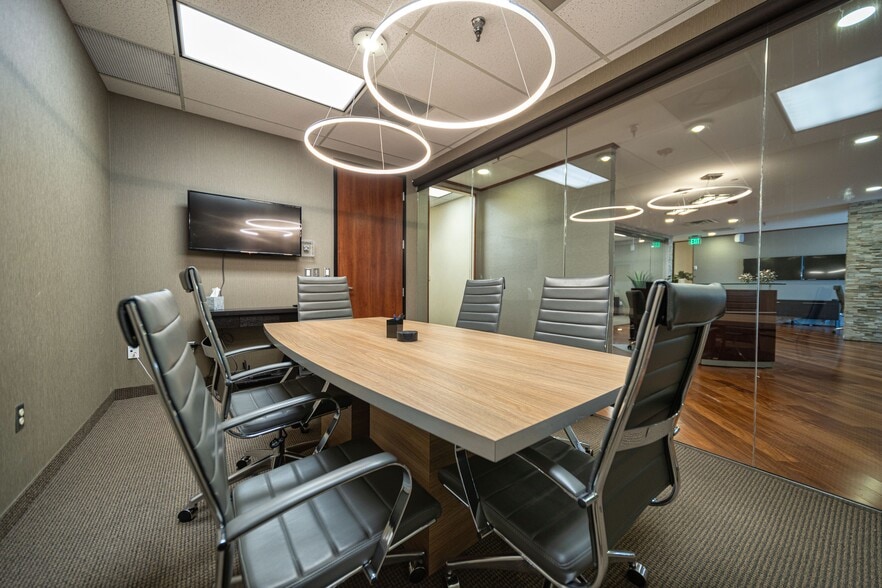 More Photos Of 1400 Preston Rd, Plano Coworking Space