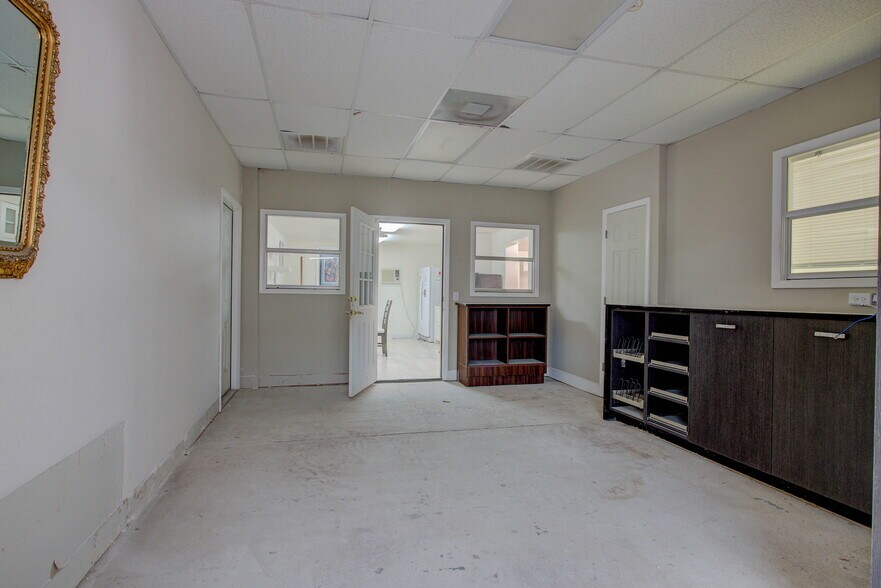 More Photos Of 3705 Old Lewis Speedway, Saint Augustine Warehouse For Sale