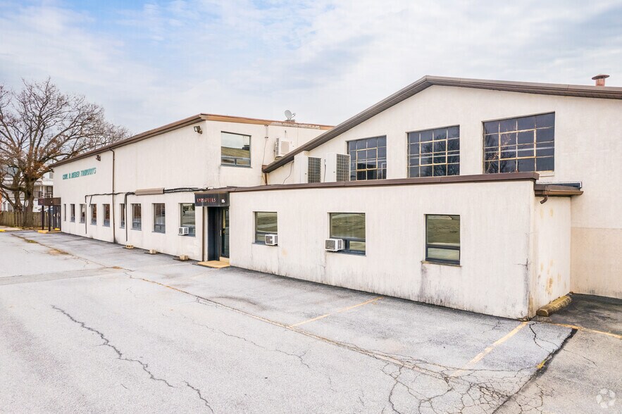 More Photos Of 320 Fair St, Kutztown Parking Lot For Sale