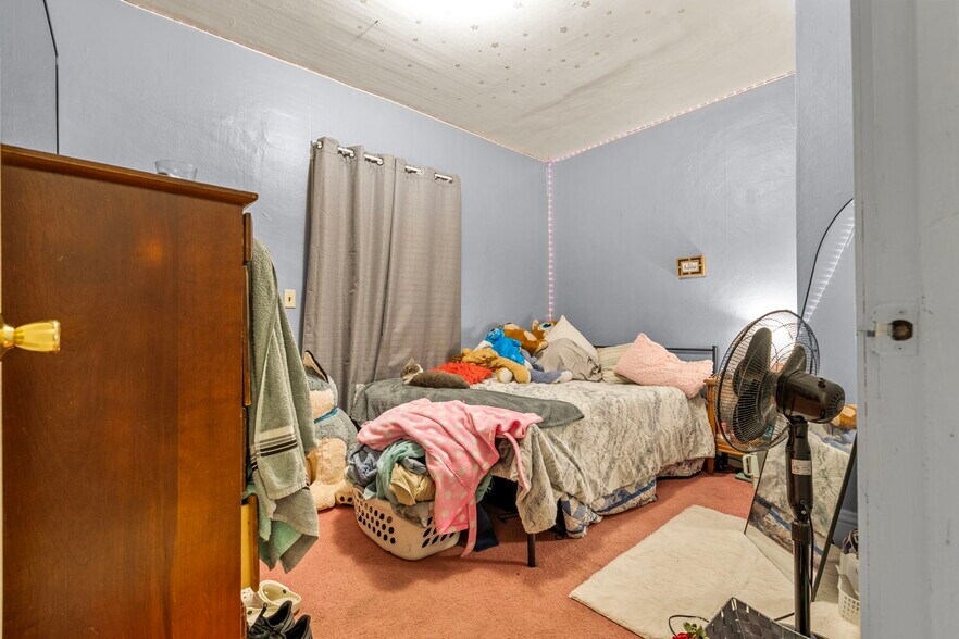 More Photos Of , Buffalo General Retail For Sale