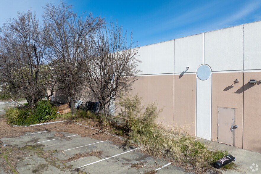 More Photos Of 4273 Solar Way, Fremont Manufacturing For Sale