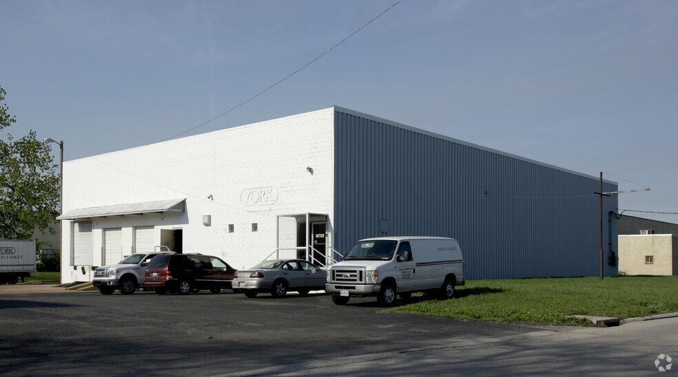 Primary Photo Of 8822 Frost Ave, Hazelwood Warehouse For Lease
