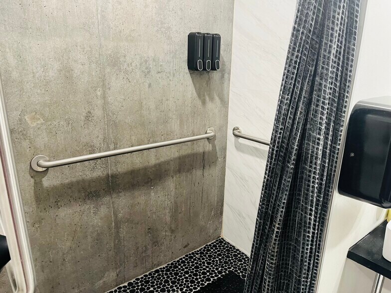 More Photos Of 353 E Bonneville Ave, Las Vegas Apartments For Lease