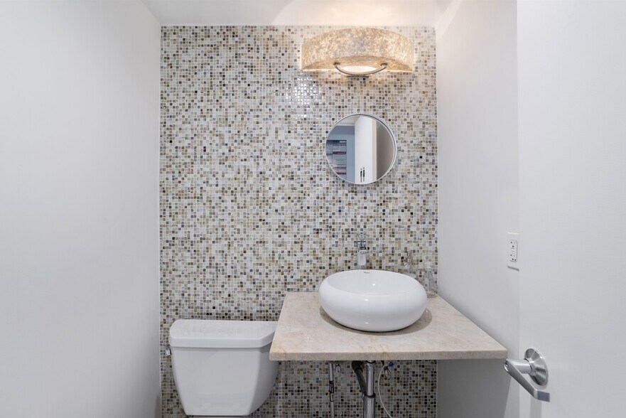 More Photos Of 14 E 4th St, New York Loft Creative Space For Sale