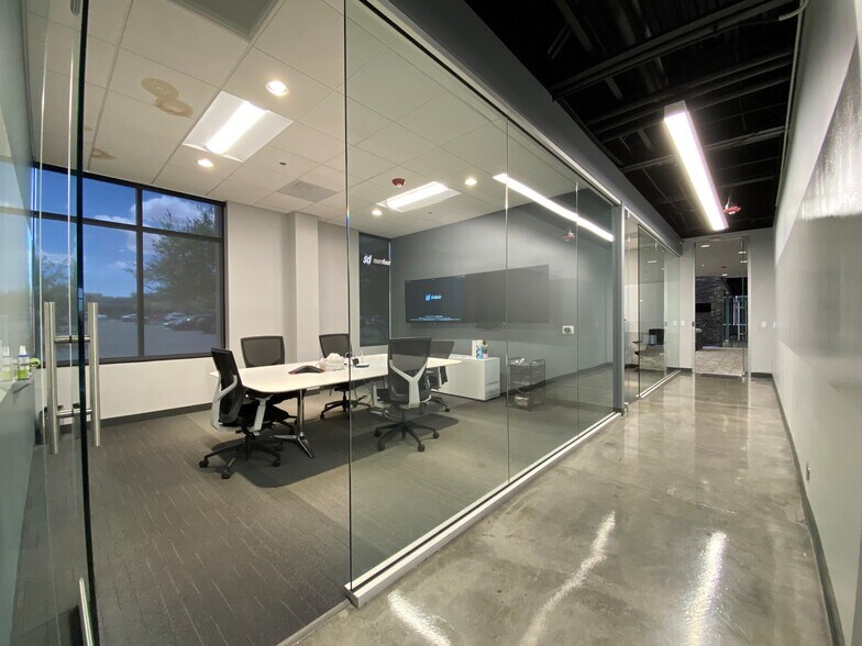 More Photos Of 6010 S Durango Dr, Las Vegas Loft Creative Space For Sale