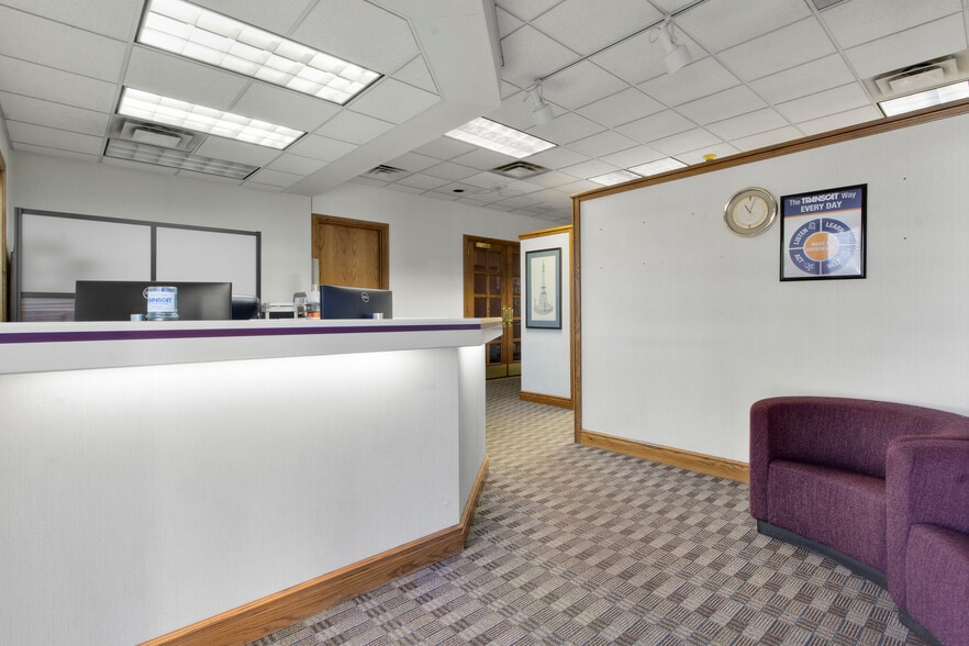 More Photos Of 2845 Tobey Dr, Indianapolis Flex For Sale