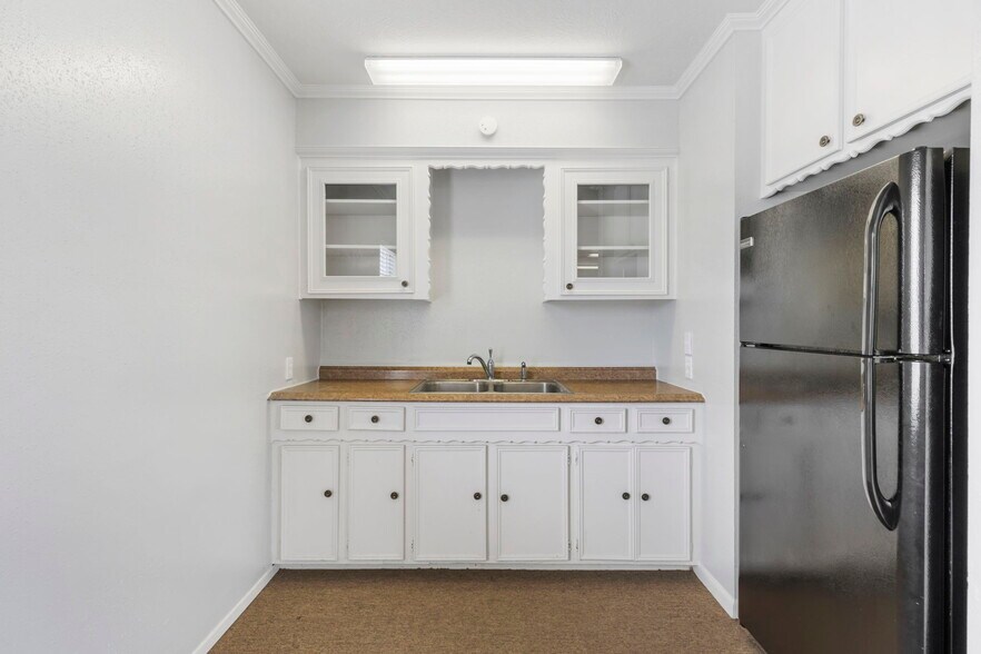 More Photos Of , Spring Unknown For Sale