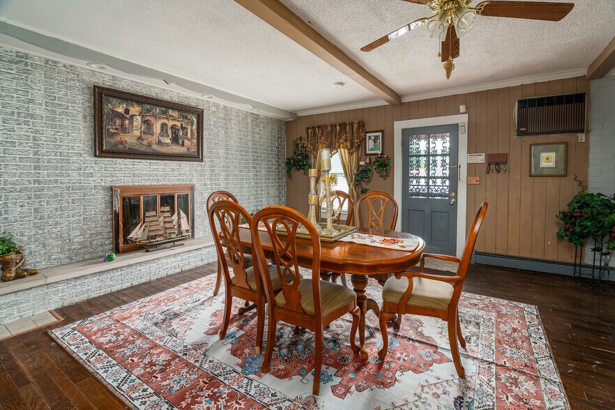 More Photos Of 1414 W MAin St, Marion Lodge Meeting Hall For Sale
